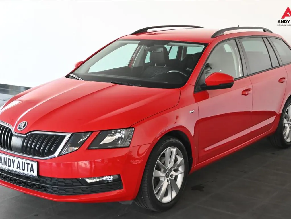 Škoda Octavia 1,6 TDi 85kW CLEVER EDITION Zá Image 2