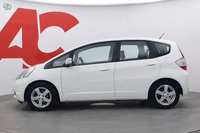 Honda Jazz 5D 1,4i Comfort i-Shift - / Lohkolämmitin / Vetok Image 2